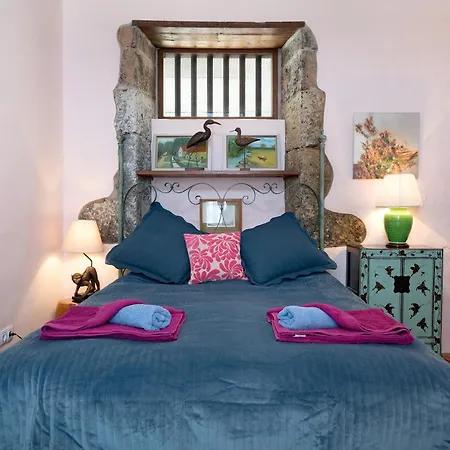 El Cello Apartment *