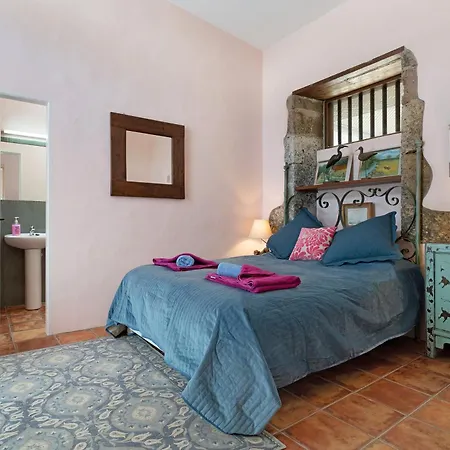 Apartment El Cello